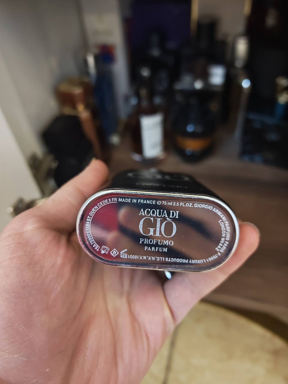 الاصدار القديم ومقطوع 
باقي 65 مل 
قيم واخذ 
***********
