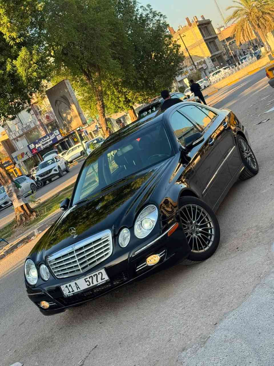 مارسيدس 211 /E350 المرغوب مديل 2009 فول مواصفات 1/1 كشنات جلد تدفئة وتبريد فتحة شاشة كامره خلفية  تحكم ستيرن مانع انزلاق بعد بيها هواي مواصفات منضومة زنون ابلادي السياره جديده بمعنا الكلمة بيها 4 قطع صبغ اثر جراد فقط رقم بغداد مميز باسمي تحويل مباشر هزه جديده حدادية تخم تايرات جدد السياره احلى من الصور السعر 123 بيها مجال بسيط مكان السياره بابل مركز المدينة ***********
