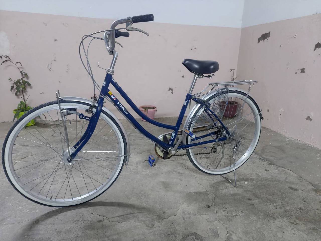 بايسكل عبد الحليم شحن حجم 26 للبيع سعره 120 اللي يريد ينتصر على هذا الرقم***********
