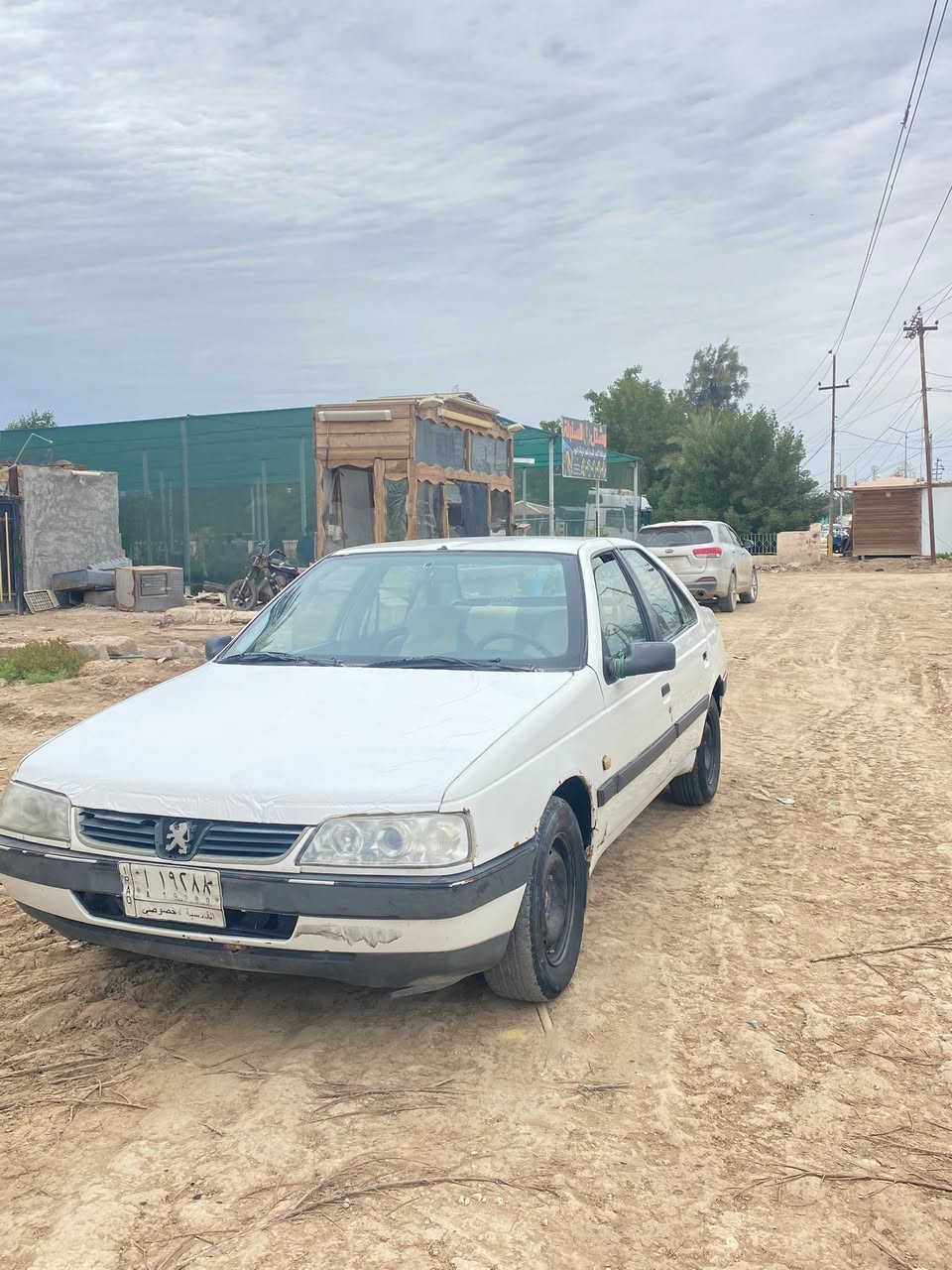 سلام عليكم بيجو 405 موديل 9 سنوية ساقطة من ال
18

راعيهة يريد مداور كوم حديد بنيد طاير سعر 13

مكاني ديوانية

***********
