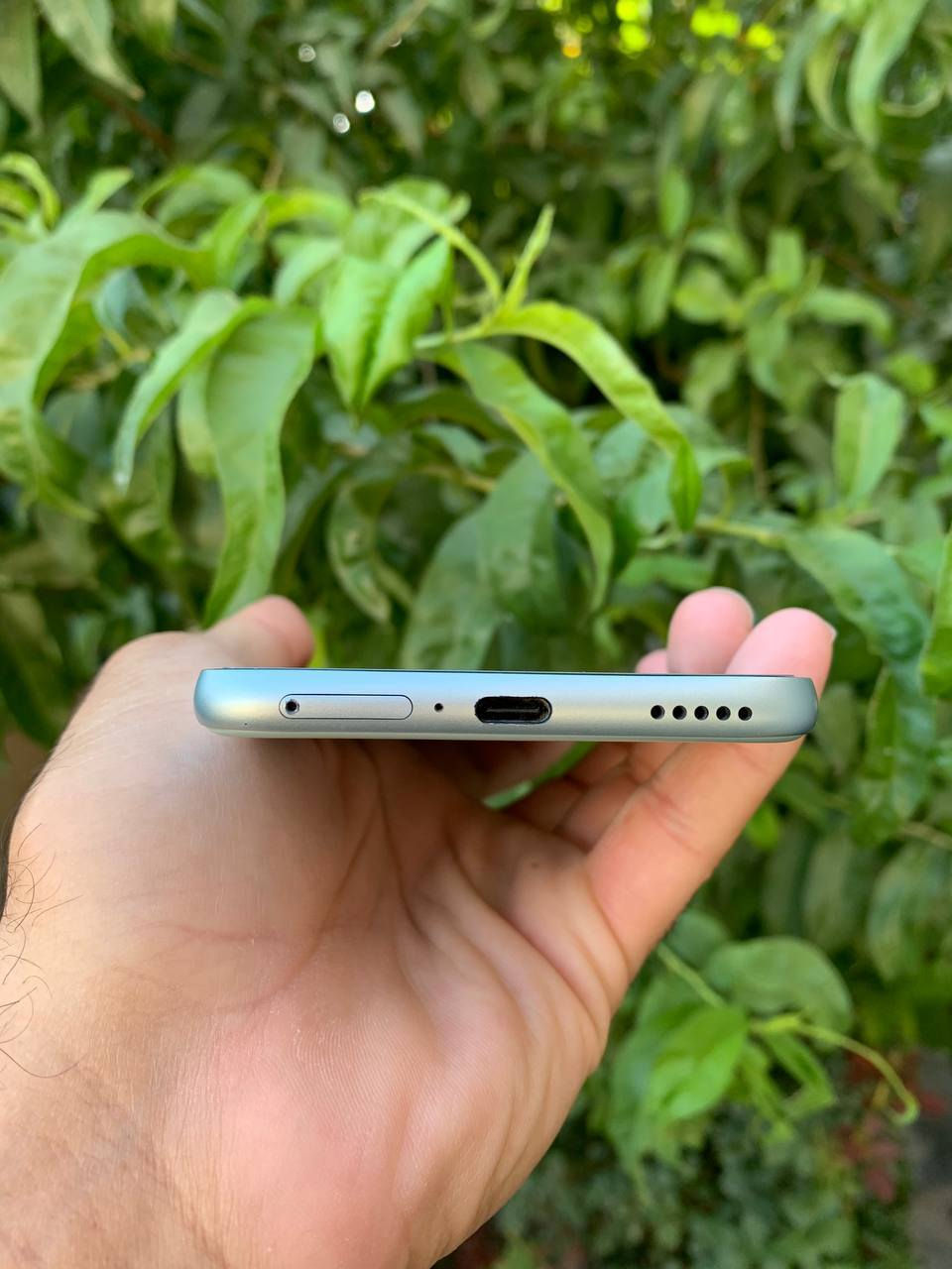 Honar x9c smart 256 gb ram 12 للبيع كلش نضيف اخو سفر ٦ اشهر مستخدم كارتون و شاحن ماله كله باقي ضمان جيبال سعر ٢٧٥ بي مجال قليل ***********
