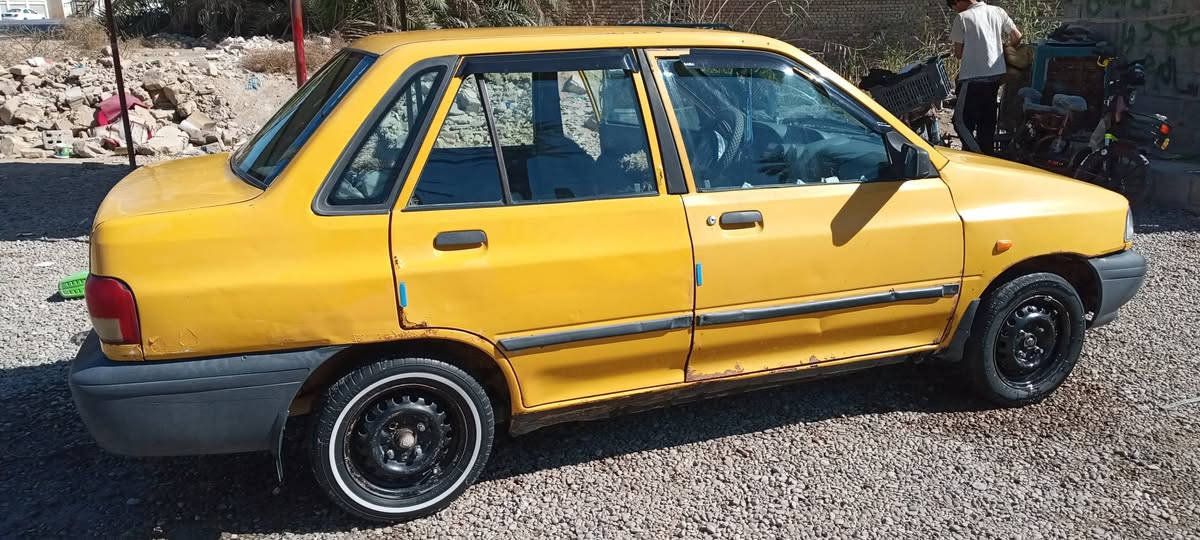 السلام عليكم سايبه للبيع كربلاء الحسينيه مصفره غرامات هيئة ١٠٠ محرك خيط بخار كير  كفاله راعيها متوفي ابوه يحول موجود يمي بلحسينيه السعر ١٥ ورقة موبايل ***********
