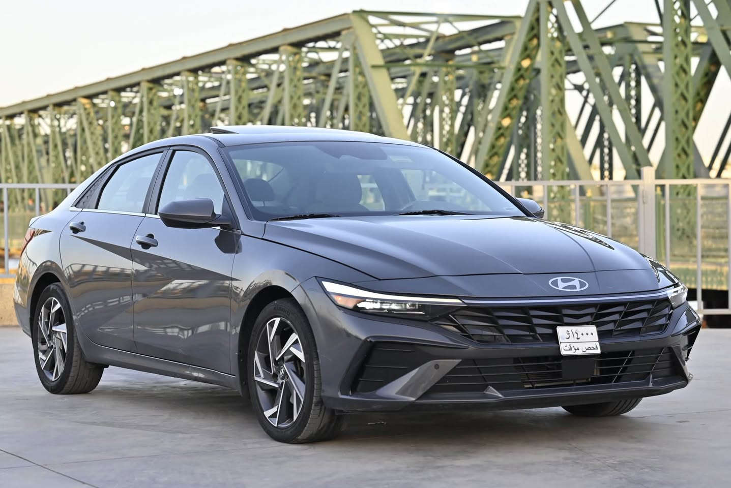 السلام عليكم
Elantra 2024 فول  مواصفات (كلين) كفالة عامة
 بارد شبر فقط دخول جديد صور الحادث مرفقة 
🏁🏁🏁🏁🏁🏁🏁🏁🏁
⬜️◻️▫️⬜️◻️▫️⬜️
المسافة المقطوعة : 18 الف m 🚶
حجم المحرك: 2000دوش 💪🏻
اللون : فيراني 
🏁🏁🏁🏁🏁🏁🏁🏁🏁
⬜️◻️▫️⬜️◻️▫️⬜️
🚗🚗🚗🚗🚗🚗🚗
🚗🚗🚗🚗🚗🚗🚗
الإضافات :  
شاشه دجيتل متصله بالكامل 📺
بصمة تشغيل 🌃
بصمة ابواب  2️⃣
بصمة صندوق📱
تشغيل عن بعد
رادار امامي رادار خلفي وجانبي  👈🏻
مانع تصادم بريك ذكي2️⃣
حساسات امامية ⚠️
تحديد مسار| : | 
مدخلين شحن واوكس 
تبريد بيانو منفصل 🅿️
تشغيل عن بعد ☝🏻
دشبول لد بلادي الوان ​👈🏻
تدفئة كراسي،👈
تدفئة ستيرنك 🔥
نقطة عمياء 🚨
إضاءة LED💡
ويل كب 🛞
شاشة تحكم لمس📺
اندرويد اوتو🤖
خرائط 🗺️🧭
دخول ذكي🚪
كاميرا خلفية دوارة 🚥
حساسات اطارات 🛞
مثبت سرعة Cross
اضوية امامية LED
نضام قيادة ذاتية🚘
انارة أضوية اوتوماتيك 
3انضمة قيادة (eso,Nor, Sport( 

للتواصل على الارقام التالية 
✅***********✅
✅***********✅
