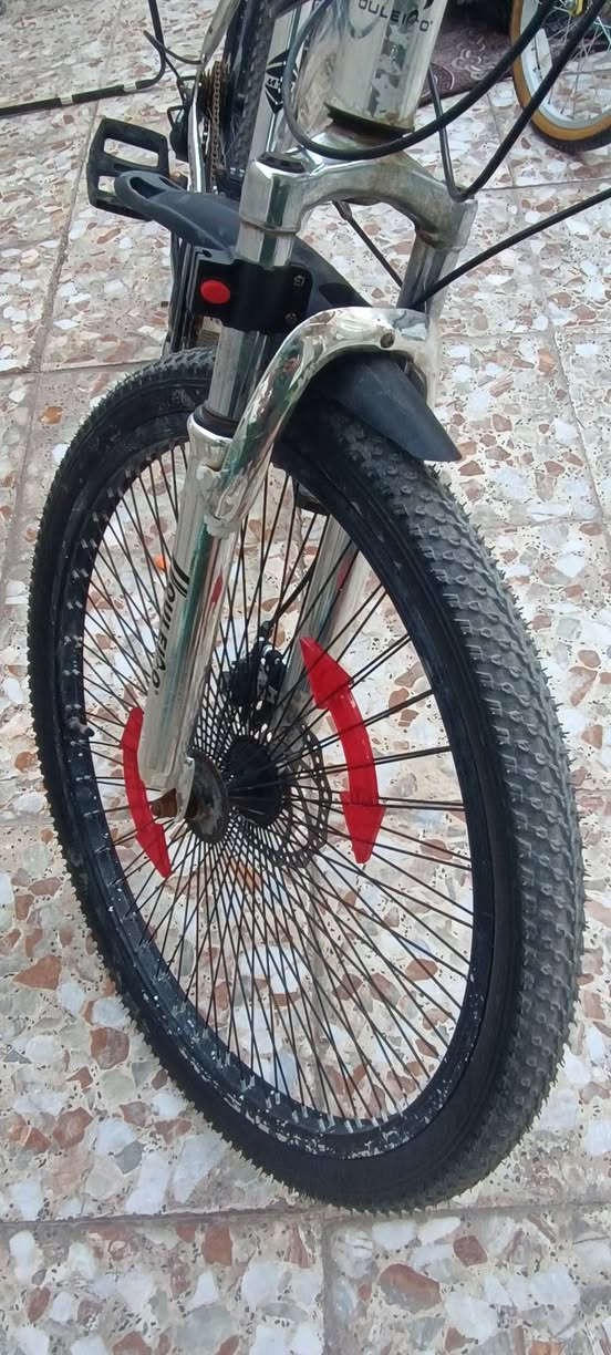 بايسكل للبيع حجم 26  جبلي 

لون نيكل مميز 
تايرات امامي وخلفي جدد اليوم شادهن 

للبيع السعر 75 الف 
العنوان حله


**إذا كنت صاحب هذا الإعلان وتريد حذفه لأي سبب، رجاءا أرسل رسالة إلى الدعم الفني**