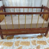 سرير أطفال • مقاس ١٢٢×٦٢ • مع الدوشك