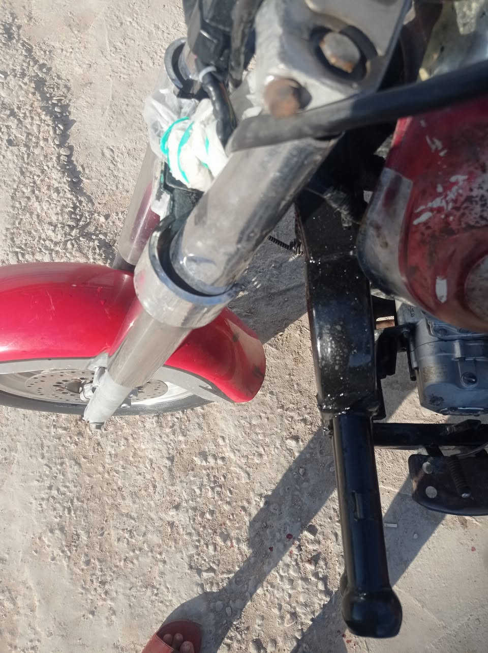 البيع مكاني براكيه مستعجل على بيعته موديل 2007 باب ول السعر 1100. وبيه مجال الشراء يتصل *********** 🖐️
