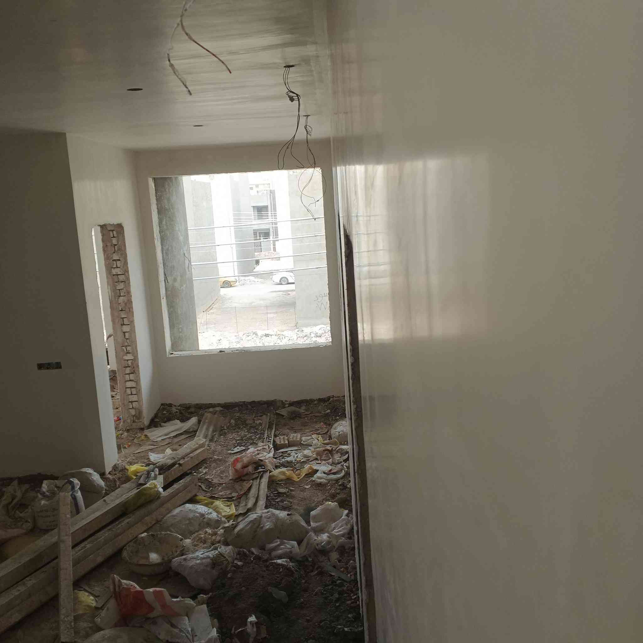 السلام عليكم  كادر جس وبورگ واجهات لبخ نثر كلشي نشتقل والمبيت داخل العمل ***********
