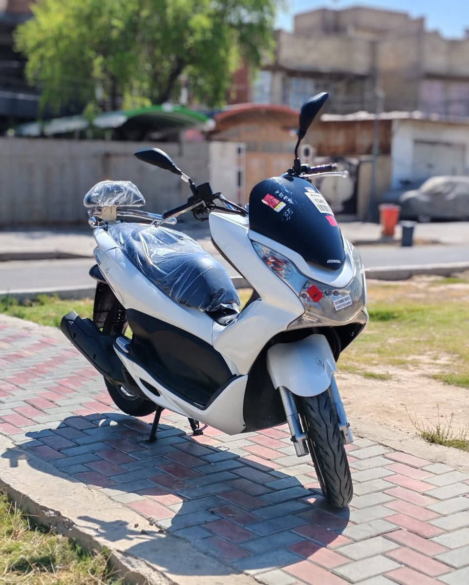 سلام عليكم....
دراجة (PSX)...(جيل الاول)  
🛵للبيع  
دراجة شلعه معدل كهربائيات كلهه شغاله 
دراجة جديده  بلادية
أي نقص مابيهة
جيب فيتر وتعال افحص
العنوان بغداد مدينه الصدر قرب مطعم ليمونة🍋 الاستفسار الاتصال على الرقم 📞 ***********
