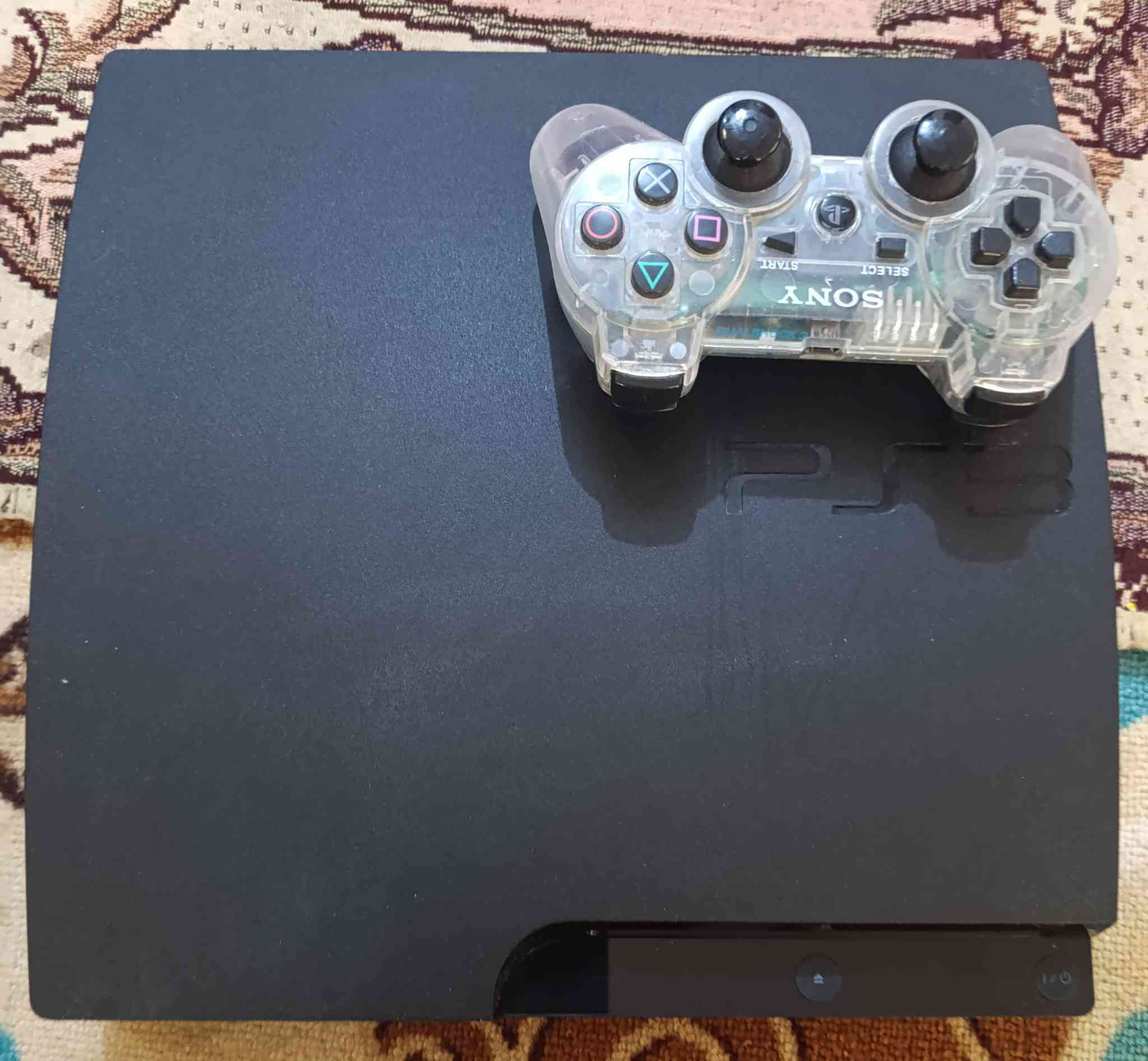 بلي 3 للبيع سعره 150
***********
