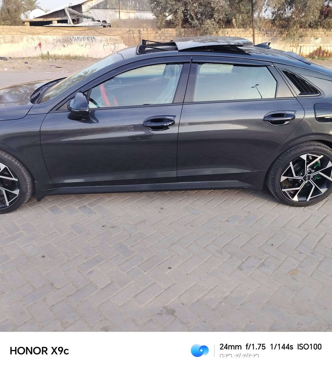 السلام عليكم
كي فايف 2025 جيتلاين محرك 2500 مال شهداء السعر 190 ورقه وبيه مجال العنوان بغداد التاجي
***********.  ***********
