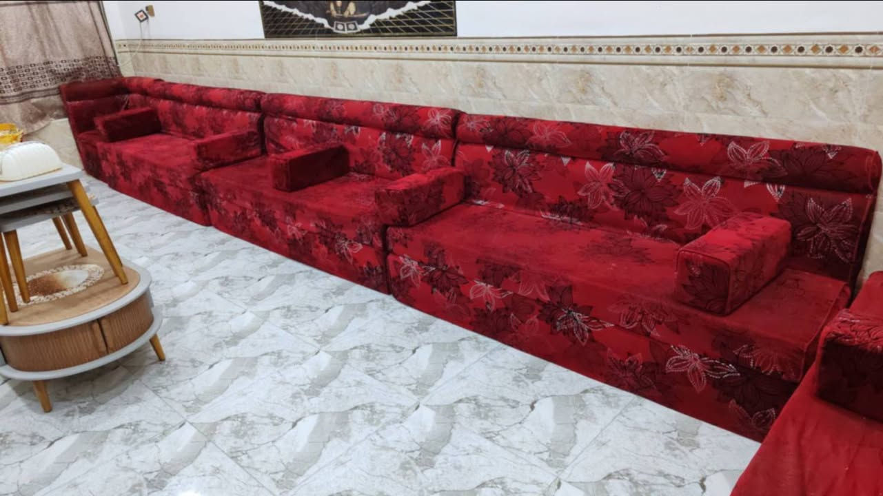 تخم 10 مقاعد نضيف جدا للبيع السعر 425 وبي مجال بسيط الشراي يراسلني خاص


**إذا كنت صاحب هذا الإعلان وتريد حذفه لأي سبب، رجاءا أرسل رسالة إلى الدعم الفني**