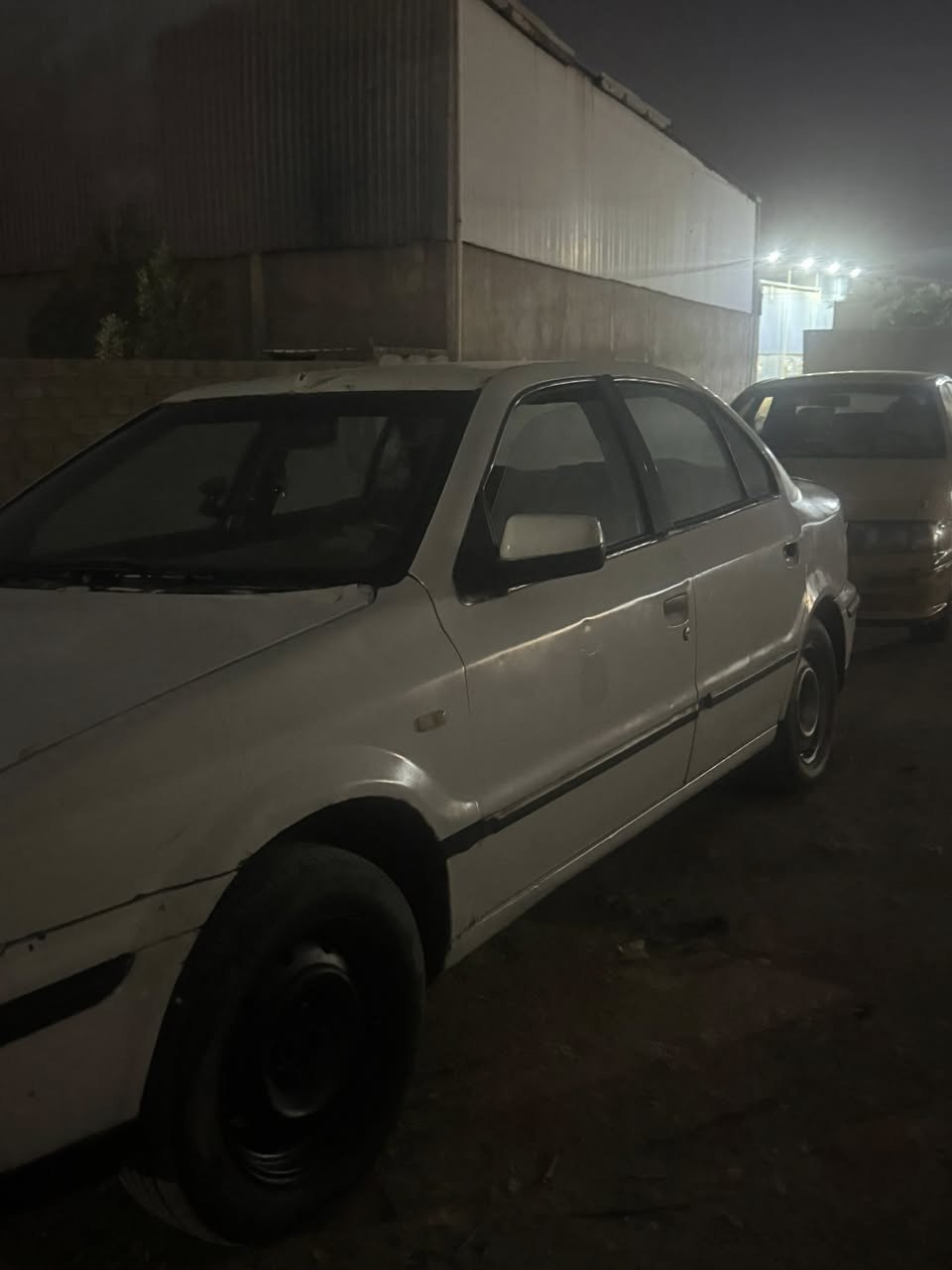 سمند موديل 10)كير ومكينه خير من الله +تخم تاير الشاصي نضيف مرتب البدي هم نضيف عنوان السياره بصره كوت ثويني *********** سعر 22وبيها مجال
