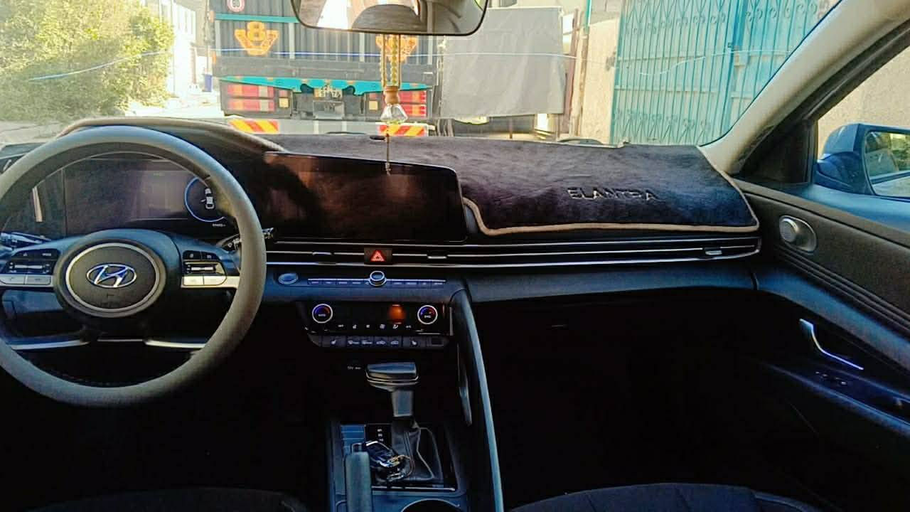 النترا 2023 الون سمنتي 
مكينه 2000 دوش 
بدون ارباك 
بصمه / رادار  /شاشه جبيره كاربلي / تشغيل عن بعد/بصمة ابواب/اناره داخليه/3 انظمة قياده/ اناره ترحيب / رادار بلمري / تدفئه كشنات وستيرن  
بدون حادث فقط ضررها حالوب السياره مكفوله كفاله عامه رقم بغداد بسمي تحويل مباشر 
عنوان السياره بغداد الدوره
السعر 145$ 
هاتف ***********
