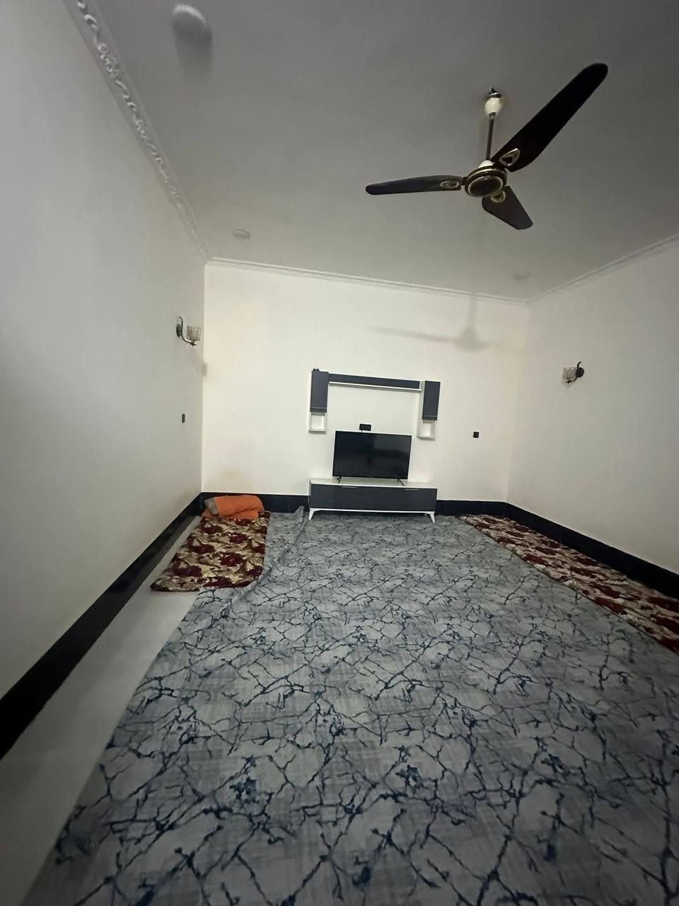 دار للــــــبـيــع
المســــاحة200م طـابــو  صرف 

العنــــوان  المحاويل  // حصن جعفر بناء خارطهً اماراتي

  الــتـــفـــــاصـيــــل  

الــواجـهـــة : 10×20م

تبليط وماء وكهرباء واناره 

السعر المطلوب 150 وقابل للتفاوض       

((للاستفســار.

***********
