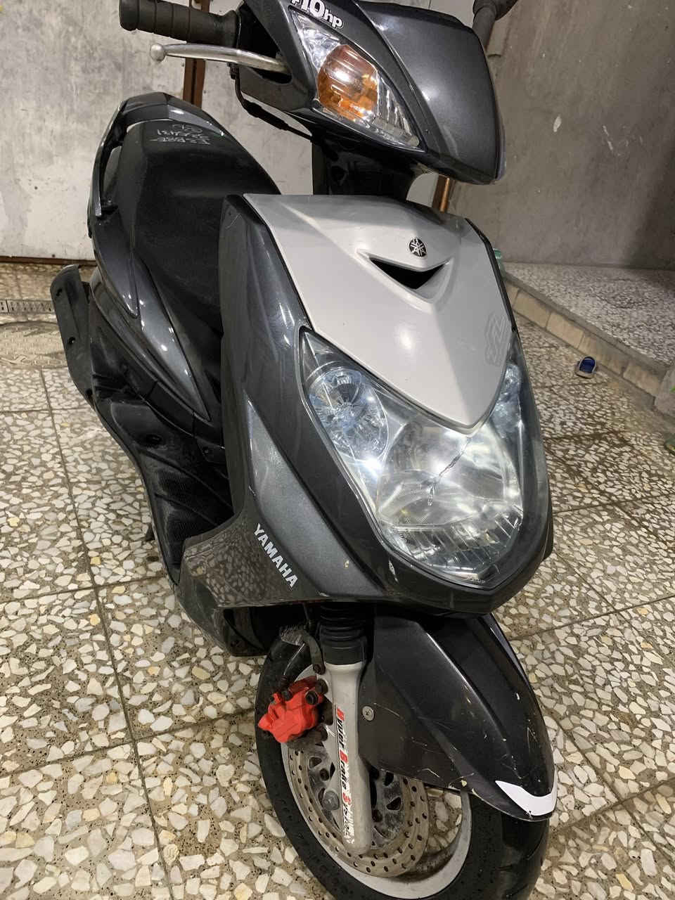 السلام عليكم دراجة سكنز للبيع نظيفة جداً شغالة كلشي مابيهه للبيع السعر خاص العنوان بغداد مدينة الصدر 
الرقم ***********
