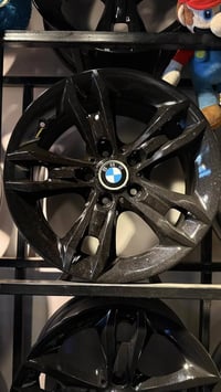 ويل كب 17 BMWون سايز - مال حاوية ونظافة توب القياس: 17   الضمان: مكفول...
