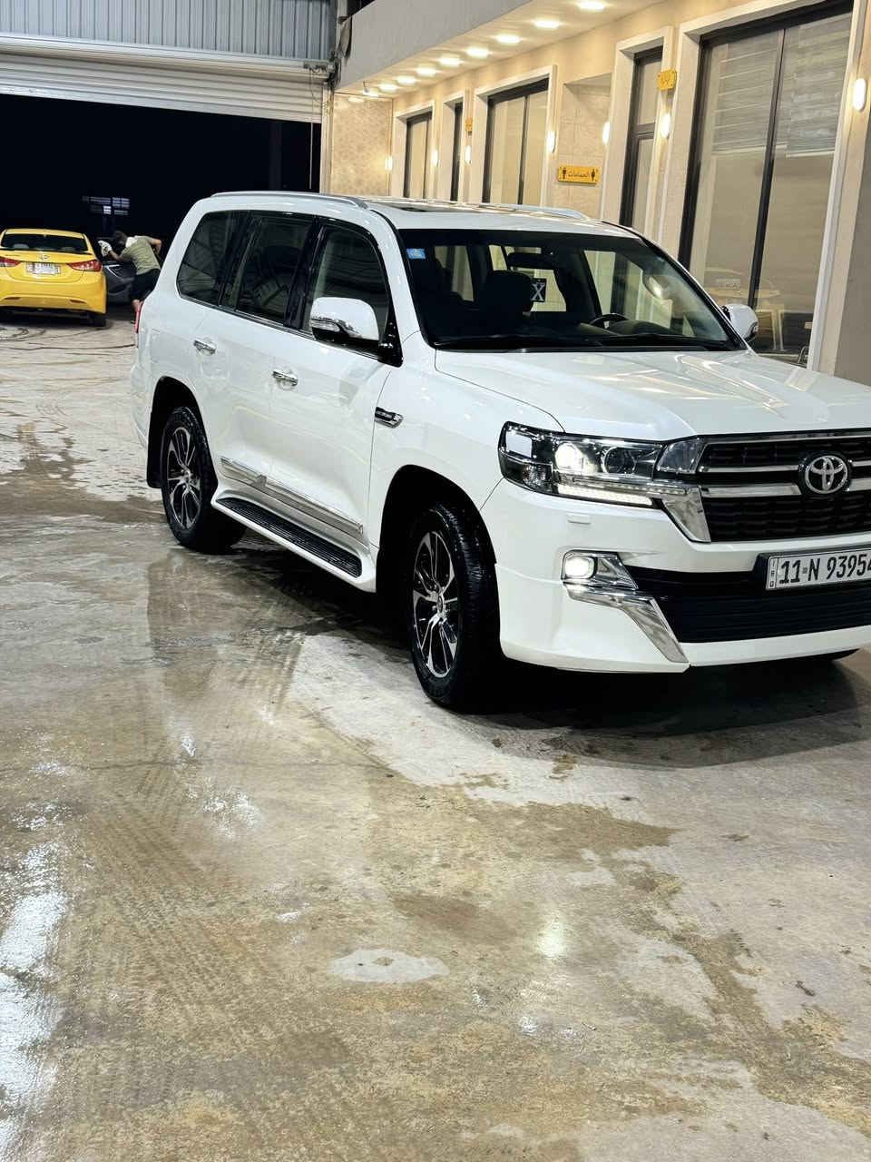 تويوتا لاندكروزر 2021 بغداد گراند تورينگ باب أول ما شاء الله تحدي شرط نضافة عالية جداً  الوارد: شركات  المحرك: 6 سلندر V6 الممشى: 127 الف كم حقيقي

المواصفات
ايرباغ عدد 8
شاشات عدد 3
مقاعد جلد
مقاعد كهرباء عدد 2 مع
بصمة تشغيل وأبواب
فتحة سقف
ثلاجة
زينون
هواء مزدوج
نظام ECO
مانع انزلاق
مرايات كهرباء مع حساسات
باب الجنطة كهرباء
الحالة
مكفولة كفالة عامة من دعامية لدعامية
بارد جدآ بصيط 
داخل  جلد نظيفة جداً
محرك شرط غير مفتوح
4 إطارات مع ويل وكالة
أغراض كاملة موجودة 

ملاحظات
نضافة 100%
سيرفس كامل بدون نقص
سيارة استعمال شخصي
نفس اليوم تحويل مباشر
سنوية جديدة
مكان سيارة بغداد الدورة 
رقم صاحب السيارة 
***********8
***********

