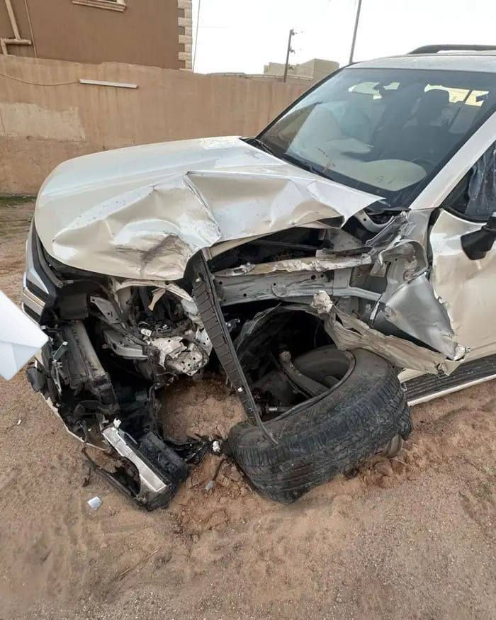 السلام عليكم 🎀🎀
تويوتا لاندكروز GXR
رقم اربيل الجديد
بأسمي تحويل ثاني يوم
موديل 2024
توين تيربو
مكينة وكير بحالة جيدة
فوول مواصفات
فتحة سقف شاشات
ابيع ع حادثهة مثل ما موضح بالصور 
السعر 260 وبيهة مجال بسيط
للاستفسار الاتصال
 ***********
