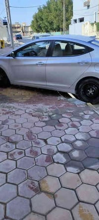 النترا 16 امريكي حادثهه خلفي وبيهه صبغ جهه عكس سائق 110 07810034320