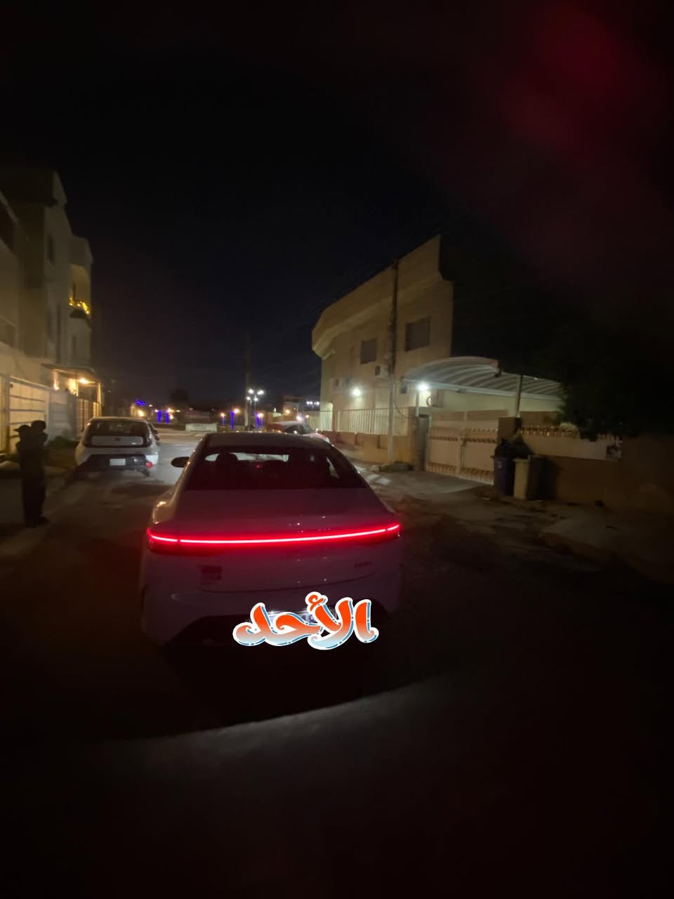 سلام علكم بي وأي دي دستورير مديل ٢٠٢٥مكفوله كفاله عامه السعر 18/700بيه مجال مكاني بغداد  راقم تلفون ***********
