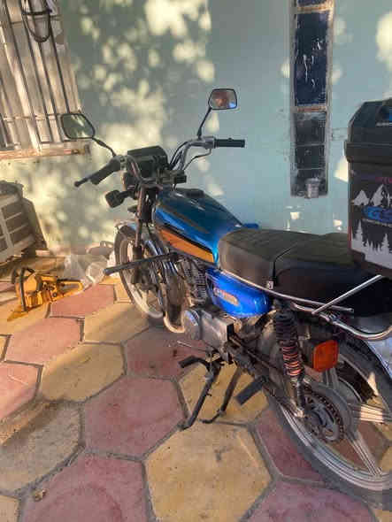 السلام عليكم شباب عدي نامه 19معمره 23 نضيفه سعر 400و50وبيهه مجال بغداد الراشديه قرب الحسينيه ول شراي يدلل متواجد فيس +هاذ رقمي***********
