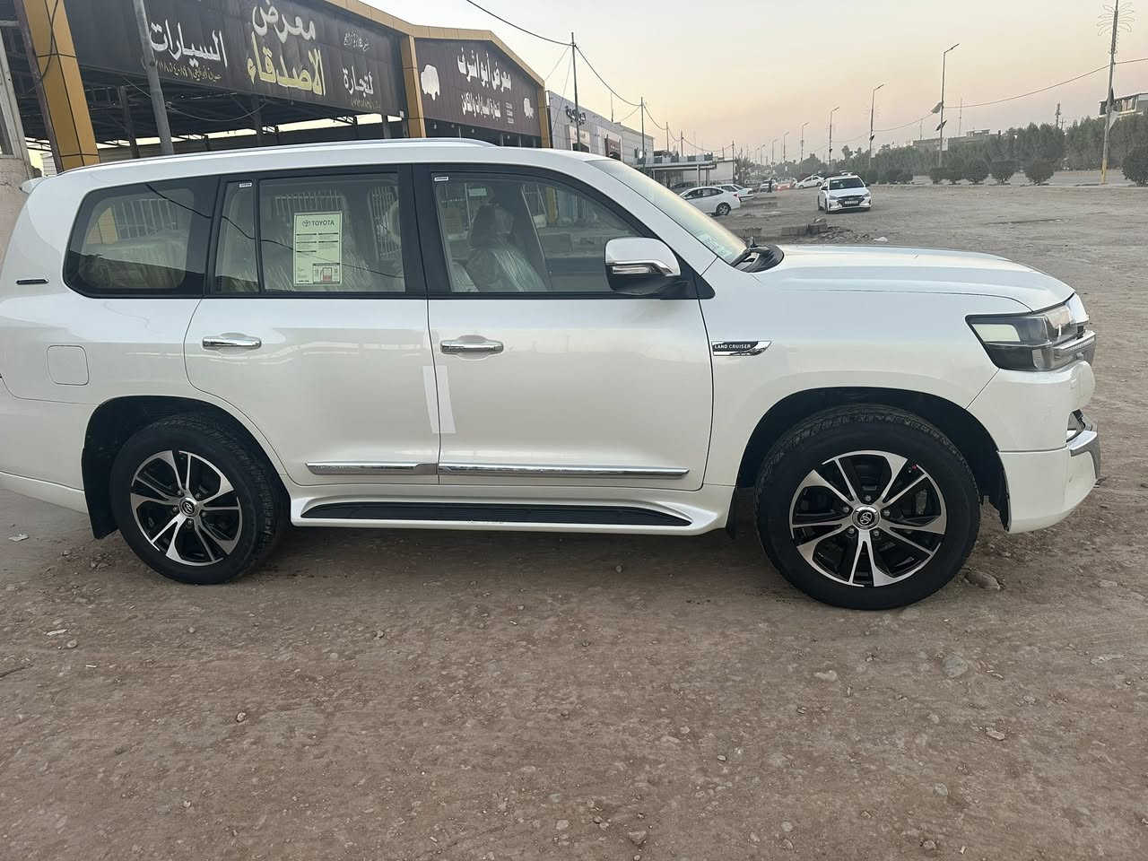 تويوتا لاندكروز ٢٠٢١ كفاله عامه 
رقم اربيل وكاله اوتحويل 
العنوان بابل جبله 
السعر ٥ بيه مجال بسيط 
***********
