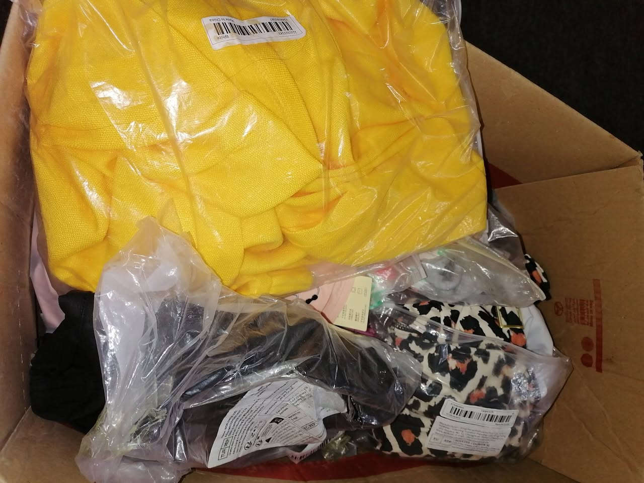 شلعه 22 قطعه نسائي ب30 ليريدهن يجي خاص ادزله صور


**إذا كنت صاحب هذا الإعلان وتريد حذفه لأي سبب، رجاءا أرسل رسالة إلى الدعم الفني**