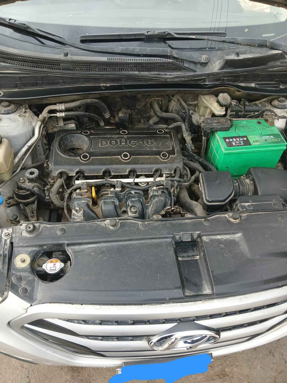 السلام عليكم سياره تاسان وارد امرؤكي 2011رقم بابل سياره كير و محرك خير من الله صبق قطعتين لجماليه بنيد وباب عكس السايق وهاي صور السيارء قبل الصبق مكان بغداد اليسفيه *********** بي واتساب السيارء بسمي
