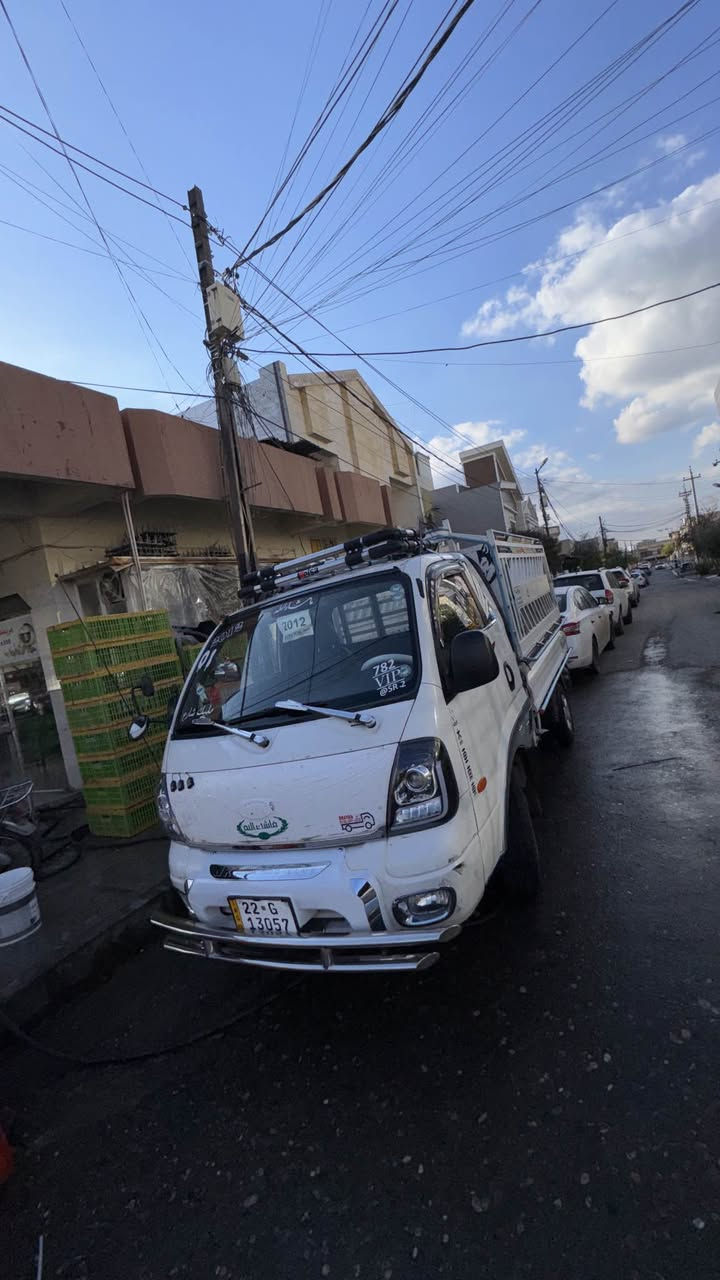 ماشاللە لەبیر مەکەن پیش هەموو شتیک
کیا مۆدیل ٢٠١٢ بئ سبوخ و دەحم تاقانە لەجوانی و خاوێنی
مەکینە ٣٠٠٠سوپەر 
جوانکاری کامل بۆ کراوە
حەگال
دەبل بۆری 
لایت ٢٠٢٦عەدسە 
تاخم گوشین سفر 
سەیارە بی مسروفە 
*********** أربيل, العراق
