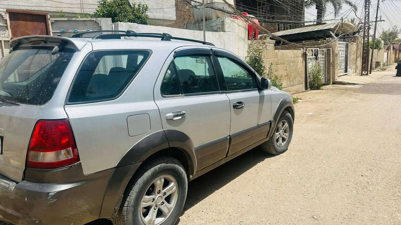 سلام عليكم سورنتو 2006ورد امريكي حادثها جوملغ خلفي معدل بارد مصبوغة حزام اجمالي رقم بصره مشروع وطني بيها خياس قليل بالجنطه مكينه كير كفاله سعر 82وبيها مجال ***********
