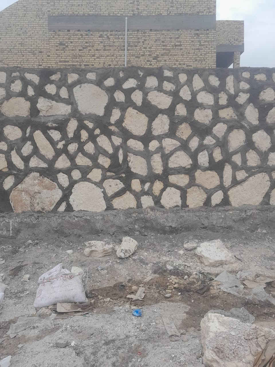 السلام عليكم بناء حجر كرستة وعمل الاستفسار الاتصال ***********
