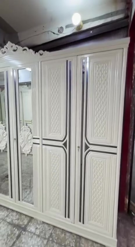 كنتور خمس ابواب موديل وتصميم تركي بشغل ولمسات عراقية 
الخارج ام دي اف 5 ملم 
الداخل جام 3 ملم 
القاعدة بلوك صاج 16 ملم 
الظهر جرجوبة فتح وشد براغي 
الصبغ فرن حراري ودرجة اولى  

السعر 500 الف 

مع نقل وشد داخل بغداد مجاني

اطراف 10

لا يوجد محافظات

الاطراف اسالو اول شي


**إذا كنت صاحب هذا الإعلان وتريد حذفه لأي سبب، رجاءا أرسل رسالة إلى الدعم الفني**
