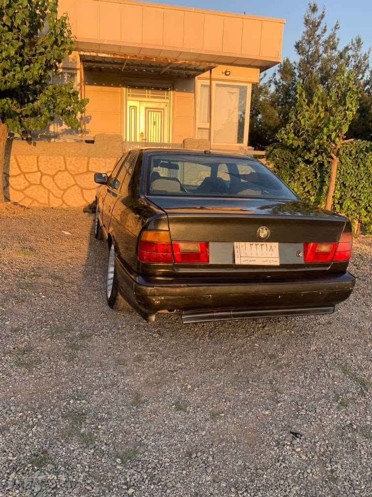 سلاو هاوڕێیان
BMW 520 مەکینە سەقەر دەبڵ دیجیتاڵ مۆدێل ١٩٩١ تەبرید
 ساردو گەرم بەشەرت ٤ جام کارەبا هەموو گیانی ئیش ئەکات
سەناوی پلاستیک بە شەرت
٢٢$
شوێن سلیمانی
*********** WhatsApp viber السليمانية, العراق
