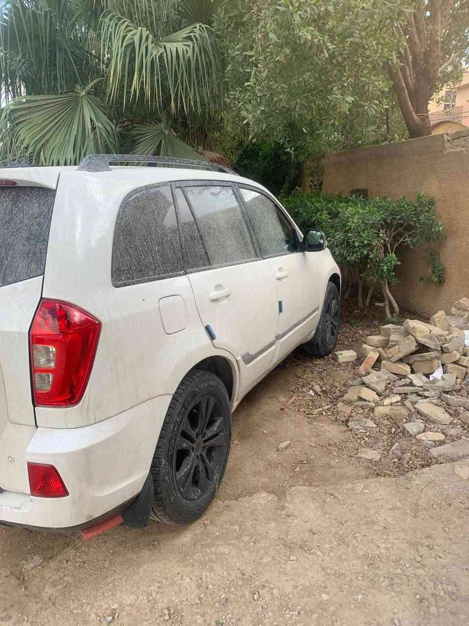 السلام عليكم تيكو 3 موديل 2018 مكفوله كفاله عامة عدا بارد بخشم البنيد كد شبر السيارة بسمي وتحويل ثاني يوم كير مكينه مكفولات شرط برغي ما مفتوح ع وضع الشركه محرك  2000cc المرغوب شرط برغي واحد ما مفتوح كير اوتو ميكانيكي المرغوب شرط برغي ما مفتوح فتحة سقف سلايد روف LEDنهاري رقم واسط السعر $85 وبيها مجال بسيط المكان مجمع بسماية السكني للاستفسار ط***********

