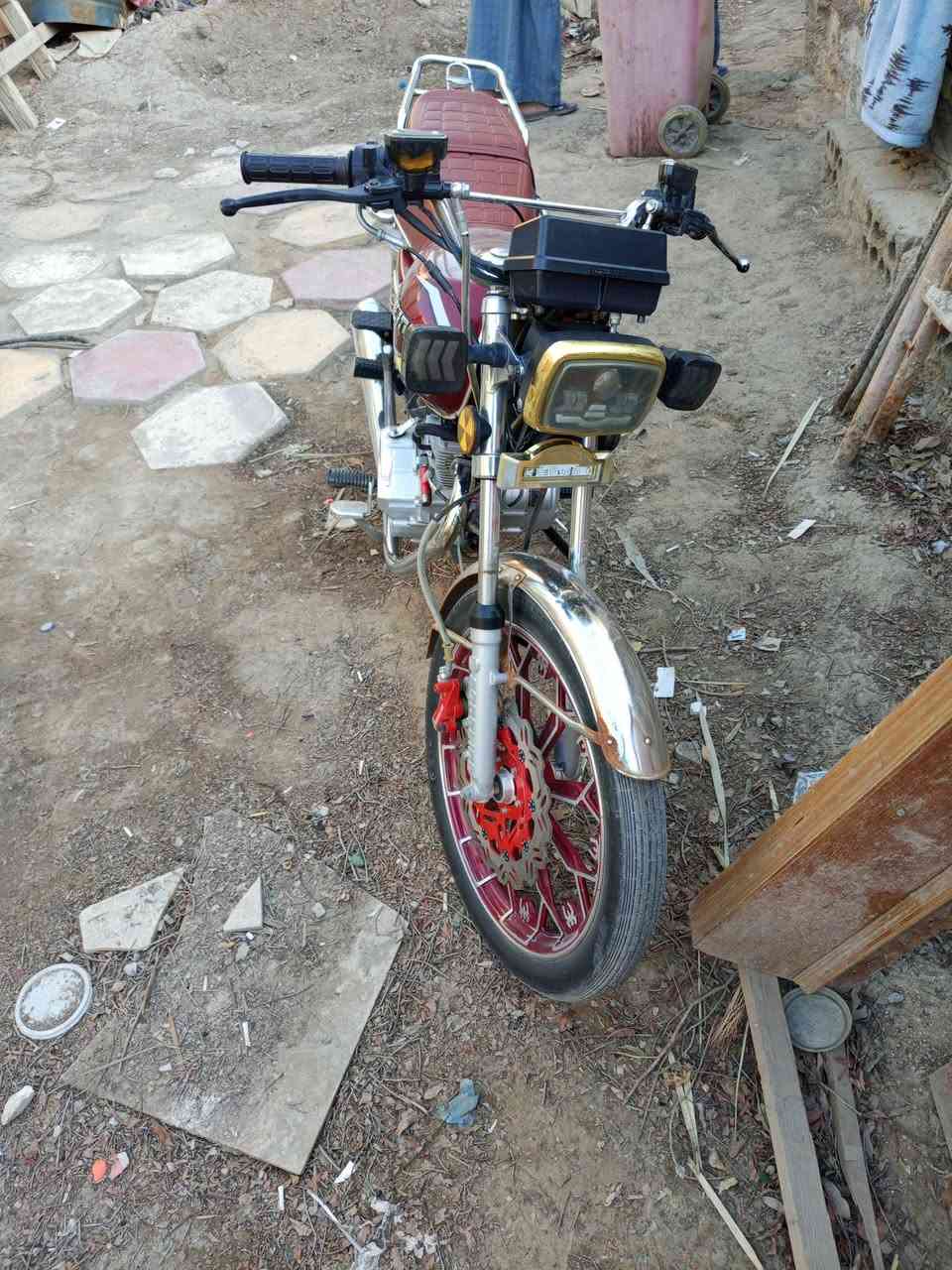 السلام عليكم من رخصت مدير الكروب هاي دراجه سفان للبيع الدراجه جديده موديل ٢٥ هاذه رقمى ‏‪***********‬‏
