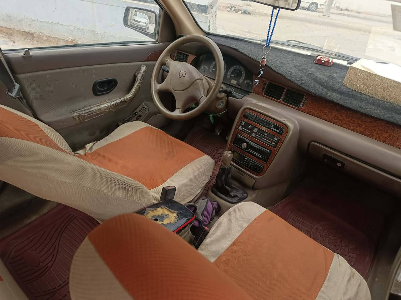 سلام عليكم سمند البيع موديل (2011) كير مكينه وتبريد مكفولاي وحداديه 90/100 تخم تاير باتري جديد السياره بيه ضربه باب السايق موضح بل صور رقم مثنئ مداور ثاني يوم السعر 35وبيه مجال حك الجيه الاستفسار علئ رقم (***********)واتساب
