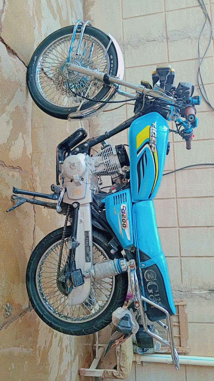 دراجه 4كير للبيع حلوه مرتبه موديل 2024 سعره 650 وبيه مجال للشراي  ***********
