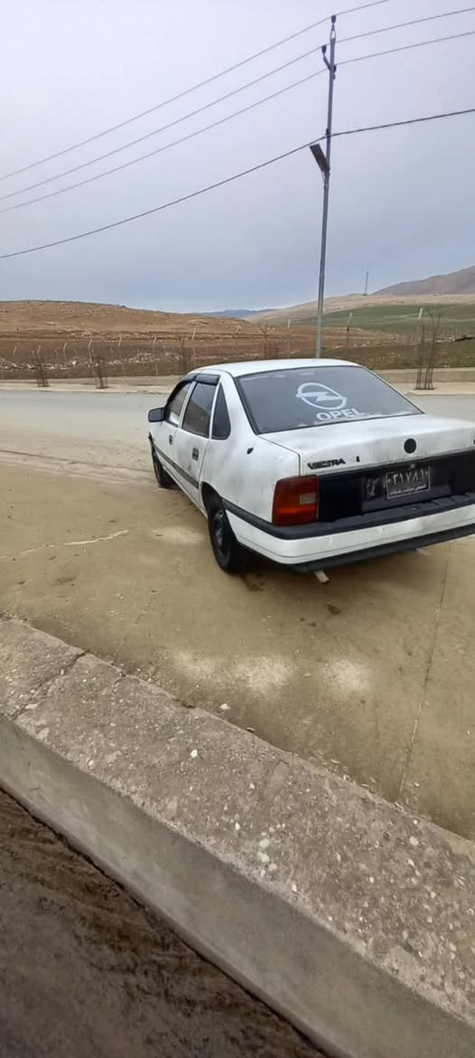 ئۆپل فیکترا مۆدیل ١٩٩٢ئاڕم پلاستیک سلئمانی بەشەرتی ئەولیاتو خرامە هەزەی تازە بۆ کرایە یەک دیناری مەسروف تئدانیە جوارتاویل تازە بۆبەسترایە تاخمی ژئری هەمو نوئیە بئ بۆیاخ بئ خایس هەمو شتی لەسەر بیلادیە هەمو کاربای ئیشکات مکینە وگئر بەشەرت مکینە ١٦قایش پان پاوەر لئخوڕینی وەک مۆدیل نوئ خۆشە سەیارەکە ئیمن نیە تەنها جوابی تەلەفۆن ئەدرئتەوە سەحر بەلاش ٢٥کەمک مەجال شوئن شەقلاوە ***********/***********
