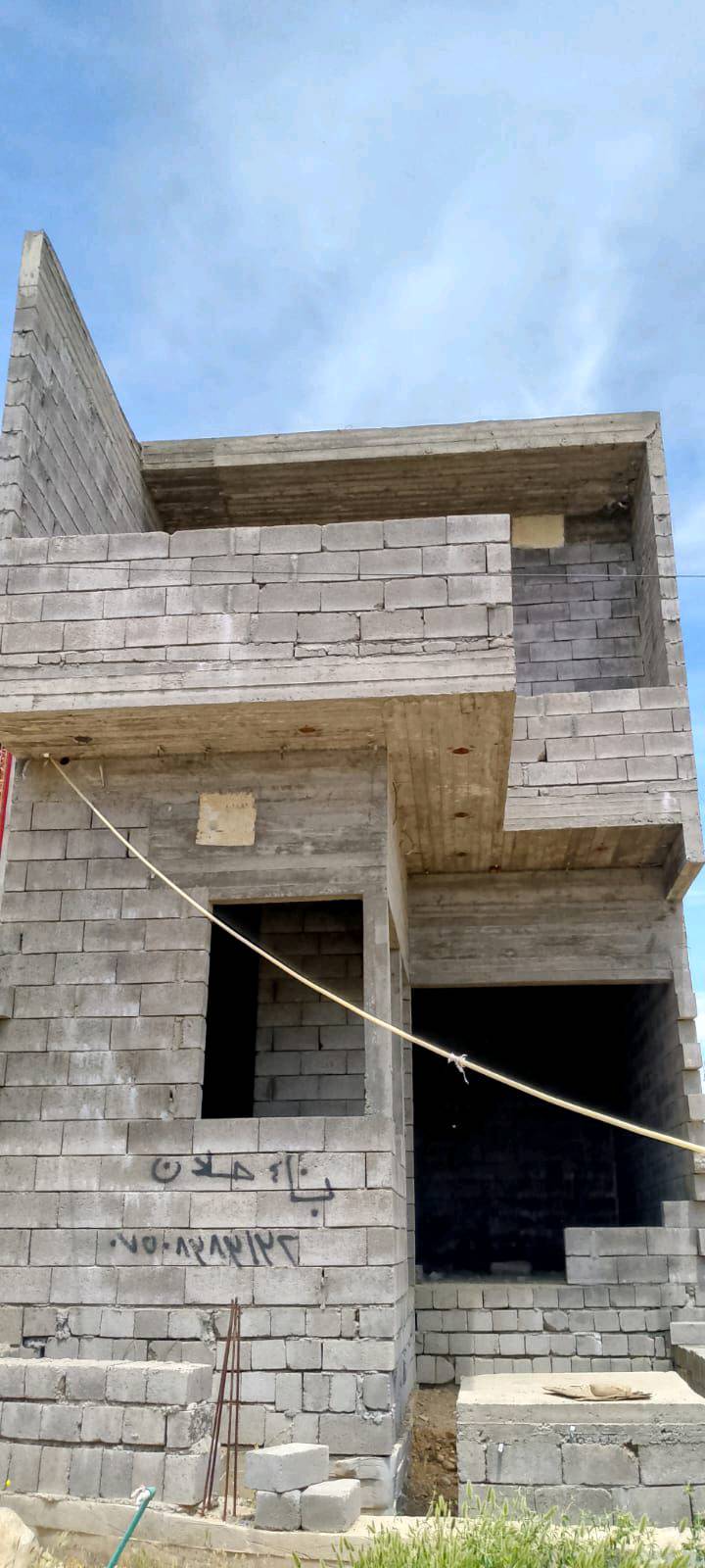 اسلام عليكم 
هيكل  طابقين للبيع 📍الموقع في 📍القوسيات مدخل اسواق ابو علي 🛣️
بناء 🧱 جديد موقع حلو عالي 
بناء اساس بادلو 
خدمات ماي كهرب يبعد عن شارع 10  🛣️اقل 30متر 
سند زراعي 25 
مساحه 🏠100 واجها 5 نزال 20
سعر  مناسب 35 بي مجال 💸
 استفسار واتساب 
***********
***********