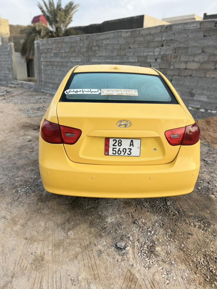 النترا موديل 2008 أمريكي حادث بسيط السياره ليبل واحد مصفره هيأه وغرامات رقم نجف وصاحب السنويه بكربلاء والسياره مكانها كربلاء كير ومكينه خير من الله حداديه 80 بالميه تخم تاير جديد باتري جديد 
*********** السعر 87 ورقه وبي مجال
