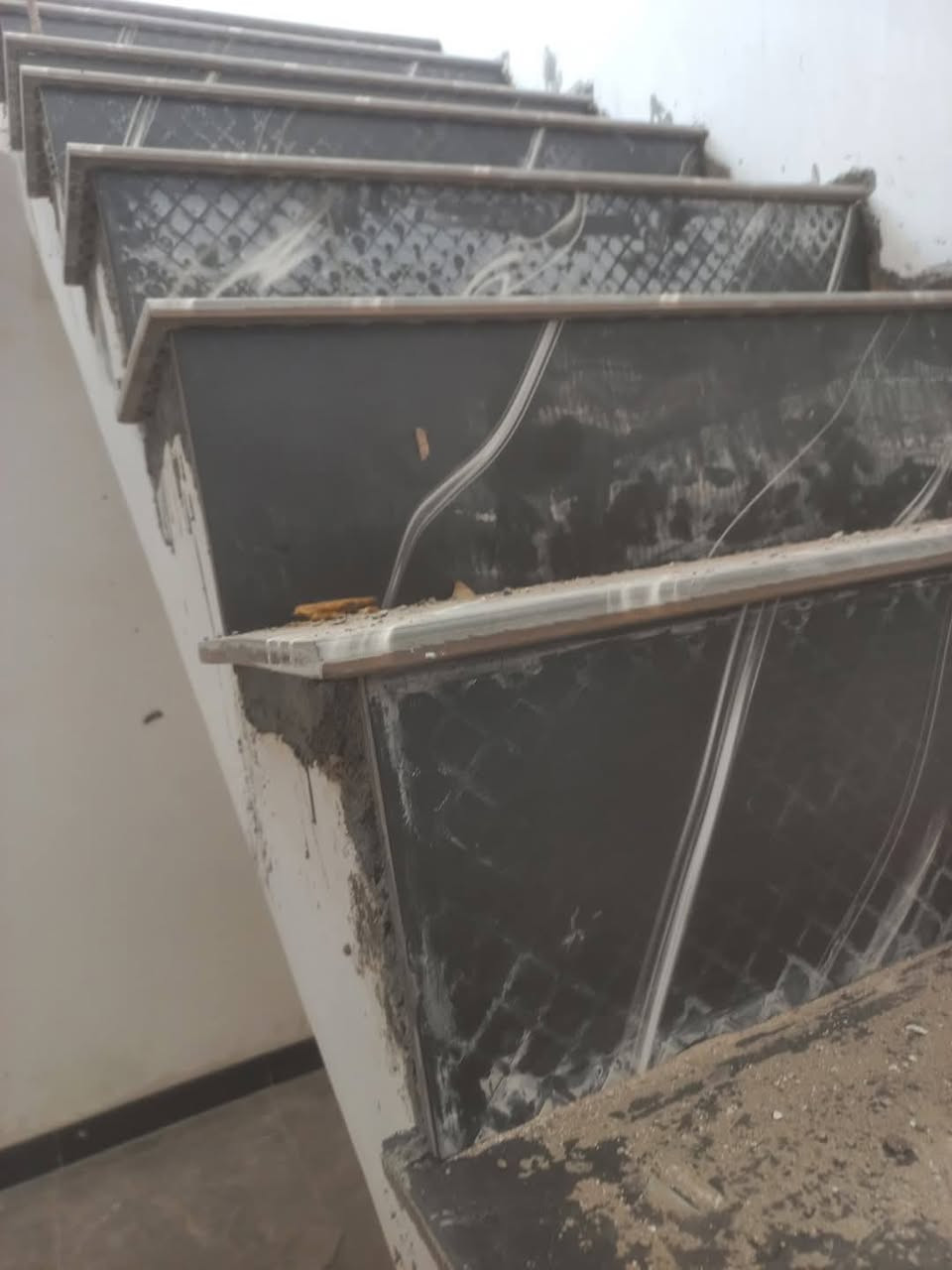 سلام عليكم شقل سرميك درجة والة

شقل عجبك جدران رضية 

جميع  نواع سرميك 

*********** نتصل وتدلل
