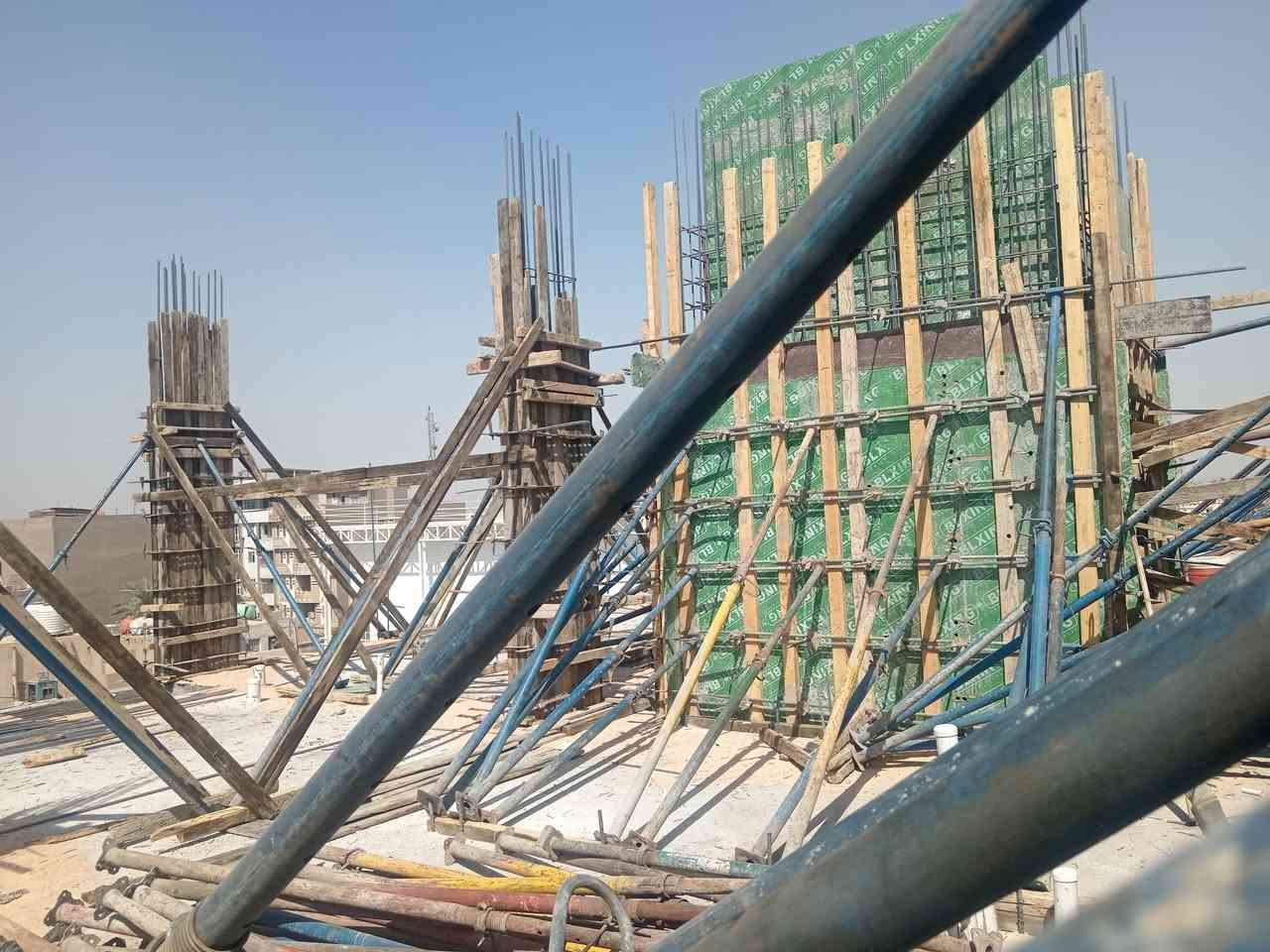 مستعدين لتنفيذ جميع البنايات والمنازل وبكافة المساحات والله خير رازق : اي استفسار الاتصال على هذا الرقم ***********
