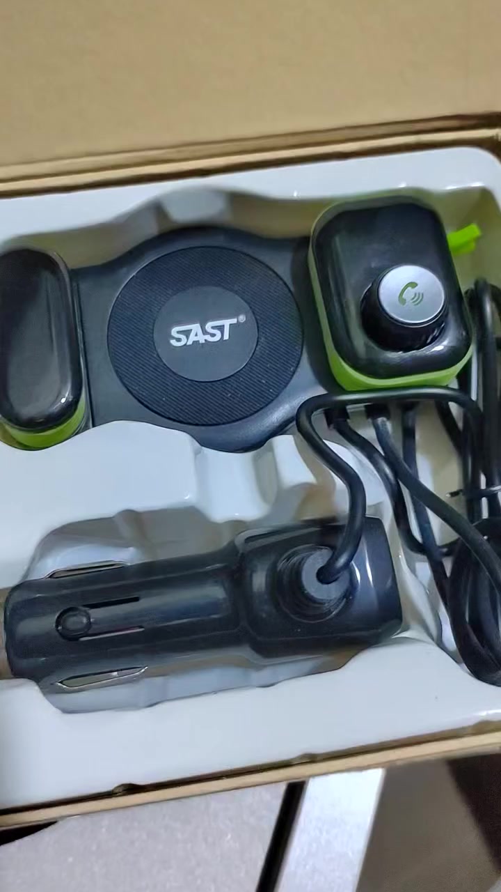 بوردو حامل الهاتف وشاحن السيارة مع جهاز إرسال اف ام 2.1 امبير
10 الاف


**إذا كنت صاحب هذا الإعلان وتريد حذفه لأي سبب، رجاءا أرسل رسالة إلى الدعم الفني**