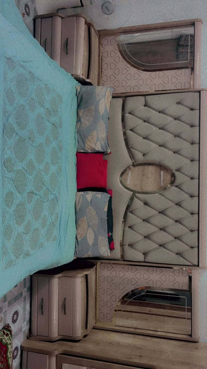 سلام عليكم
غرفه تركيه  ثقيل ٨ قطع 
سعر مليون و١٠٠


**إذا كنت صاحب هذا الإعلان وتريد حذفه لأي سبب، رجاءا أرسل رسالة إلى الدعم الفني**