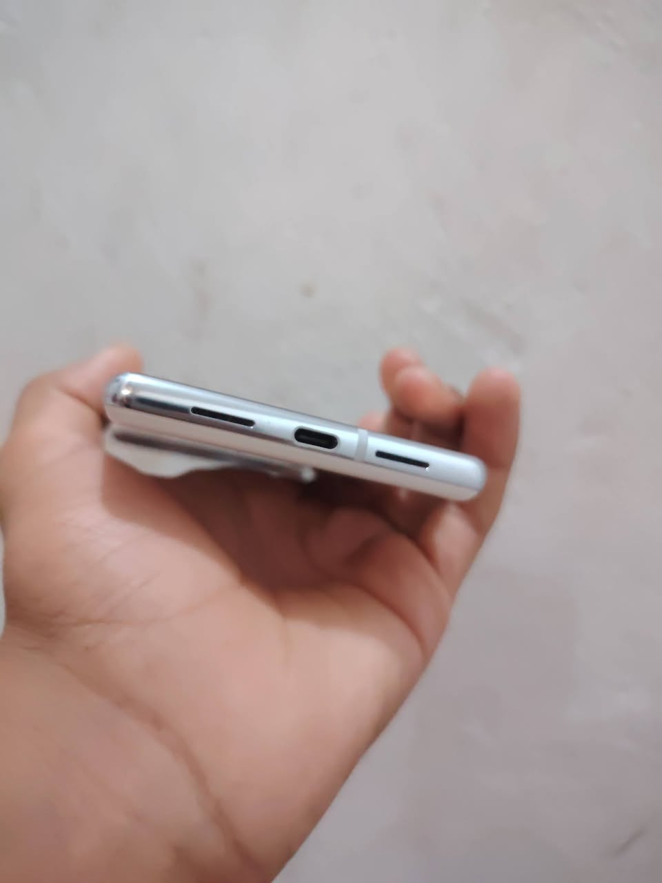 كوكل بكسل 6 برو 5G
ذاكرة 128 رام 16
ببجي 90 فريم
شرط مامفتوج
نضيف لوك
كاميرا دمعه
مراوس ب هونر وانطي فرق
أو جيتي 20 برو


**إذا كنت صاحب هذا الإعلان وتريد حذفه لأي سبب، رجاءا أرسل رسالة إلى الدعم الفني**