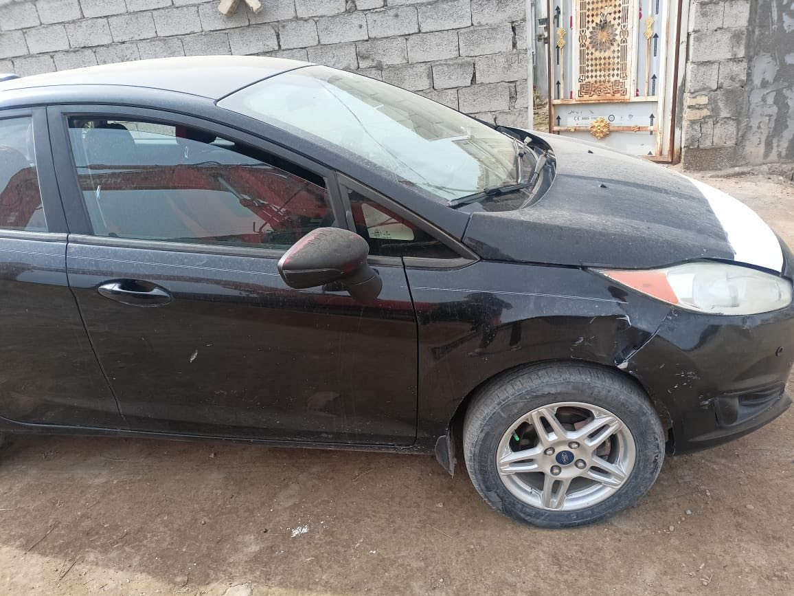 إسلام عليكم فورت سياره بيهه كازكيت لسعر 65بيهه مجال معوقين بعدلهه4اشهر وصير حره تصل وافهمك مكان السياره صويره طريق بغداد بسمايه***********
