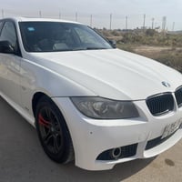 بي ام E90 • ٢٠١١ • بصرة الجديد