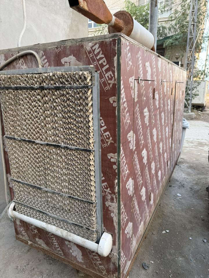 سلام عليكم مولدة كيا 30 كي في ثري فيز
مشتغلها كاتم صوت مغلفه ألياف من الداخل تنسى الصوت 

لأصرف ولا تبخير محرك بلادي 
شاصي عريض تانكي بالشاصي شغل ابو الحله 
تشغيل ريمونت 

فول حماية 

العنوان كربلاء البوبيات قرب أسواق البرتقاله ***********
