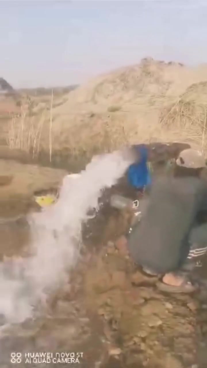 ماطور كاز هندي للبيع 10 احصان خنزيره 6×6  مستعمل شغال تجي تشغل وتشوف ماي مالته وتاخذ
المكان السماوه / الرميثه
***********
***********
