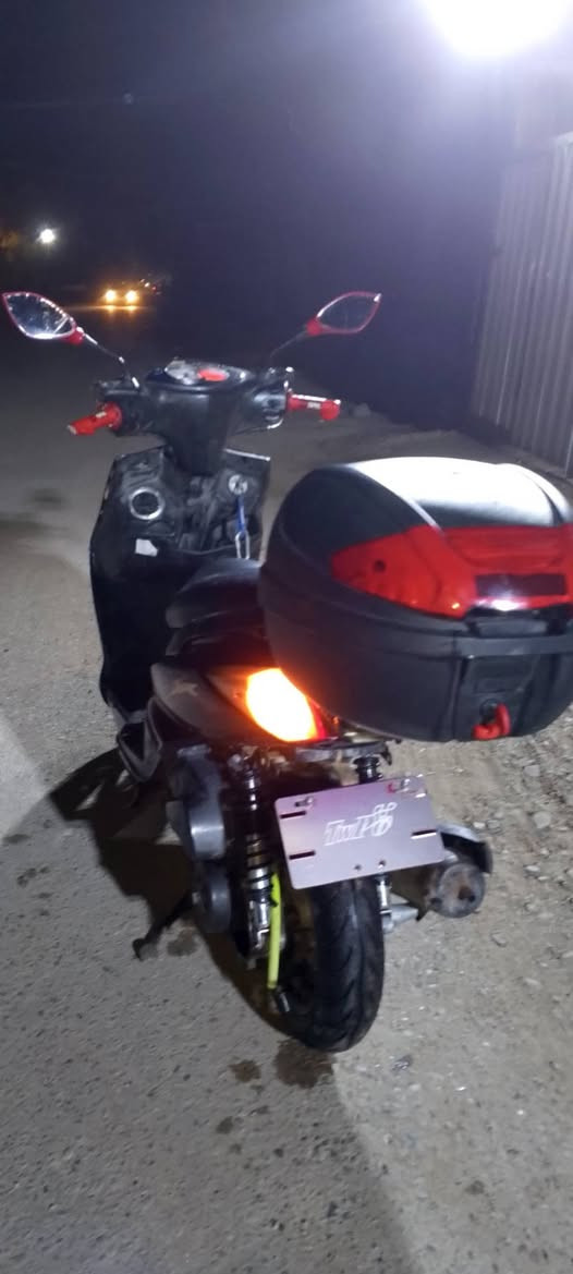سكنس فحل كابريتر شغاله نكره سلف محرك لا نضوح ولا تبخير نضيفه نقصها بنز خلفي السعر 550 مكان بغداد ***********
